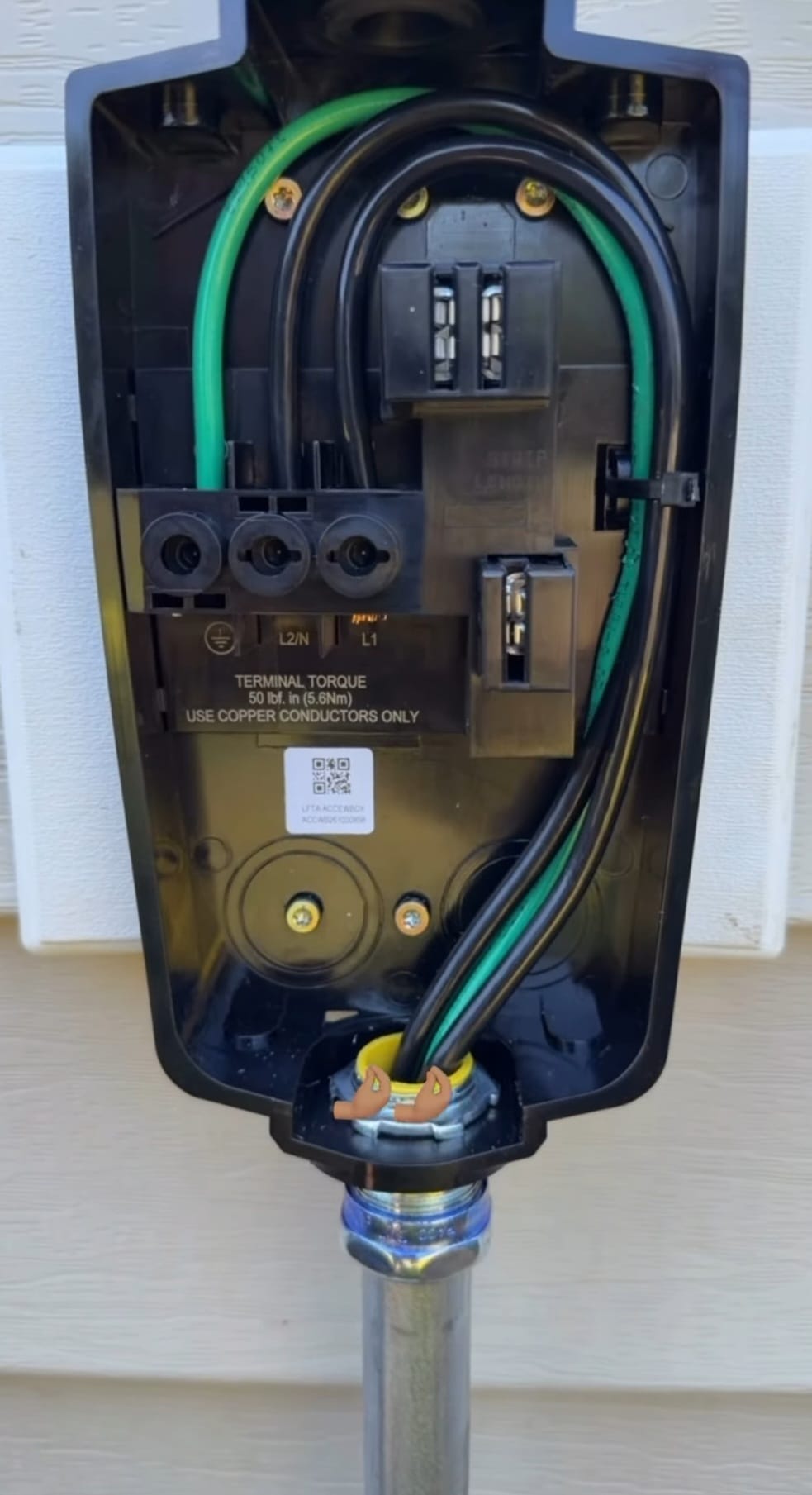 EV charger internal wiring